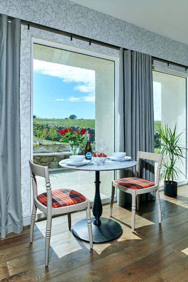 Monkstadt 1745 Restaurant With Rooms Portree Ngoại thất bức ảnh
