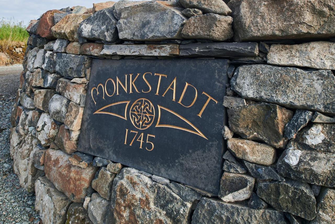 Monkstadt 1745 Restaurant With Rooms Portree Ngoại thất bức ảnh
