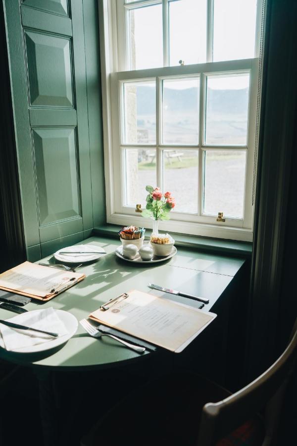 Monkstadt 1745 Restaurant With Rooms Portree Ngoại thất bức ảnh